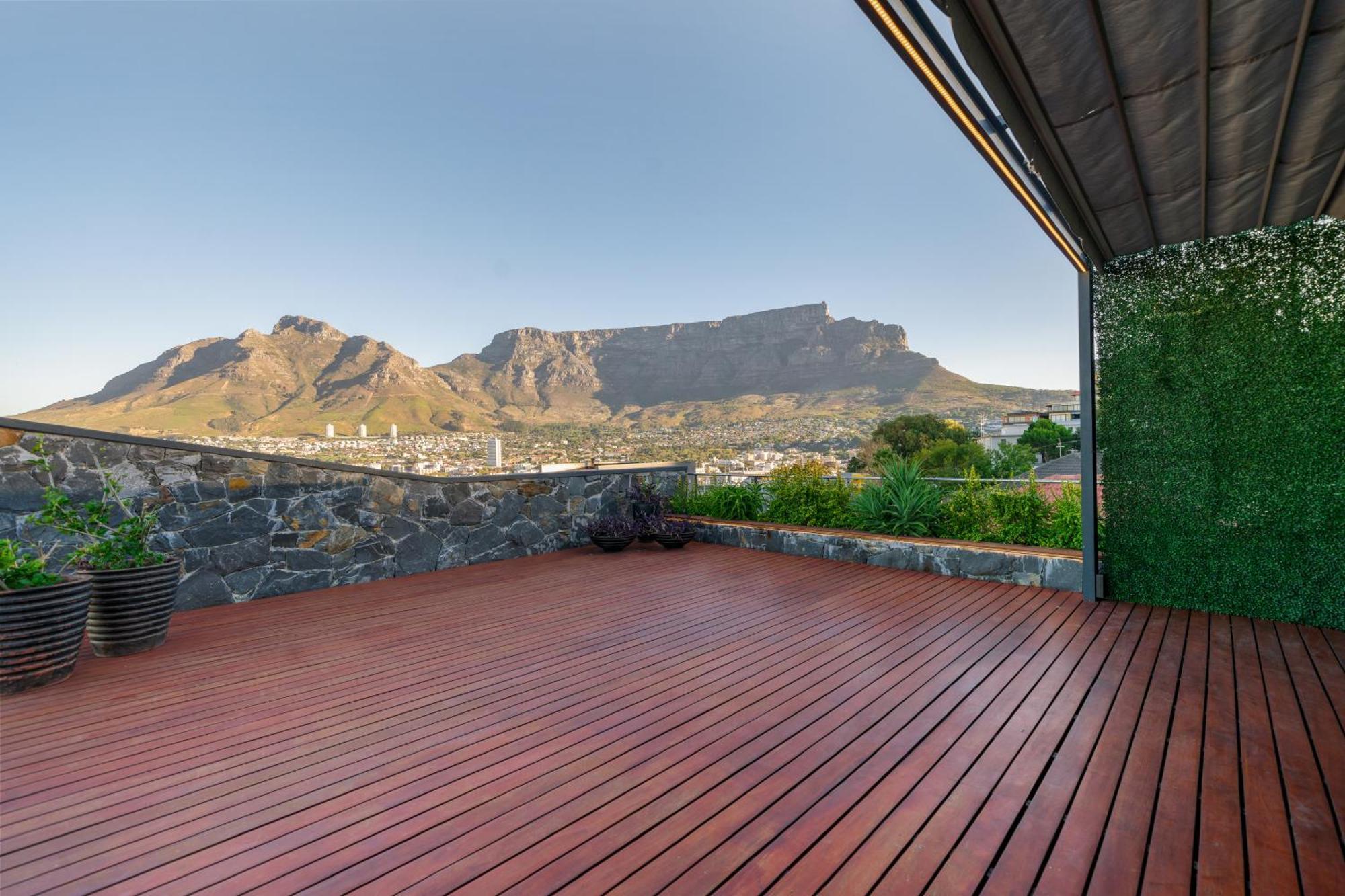 The Lookout - Panoramic 4 Bedroom House With Free Wifi And Pool ケープタウン エクステリア 写真
